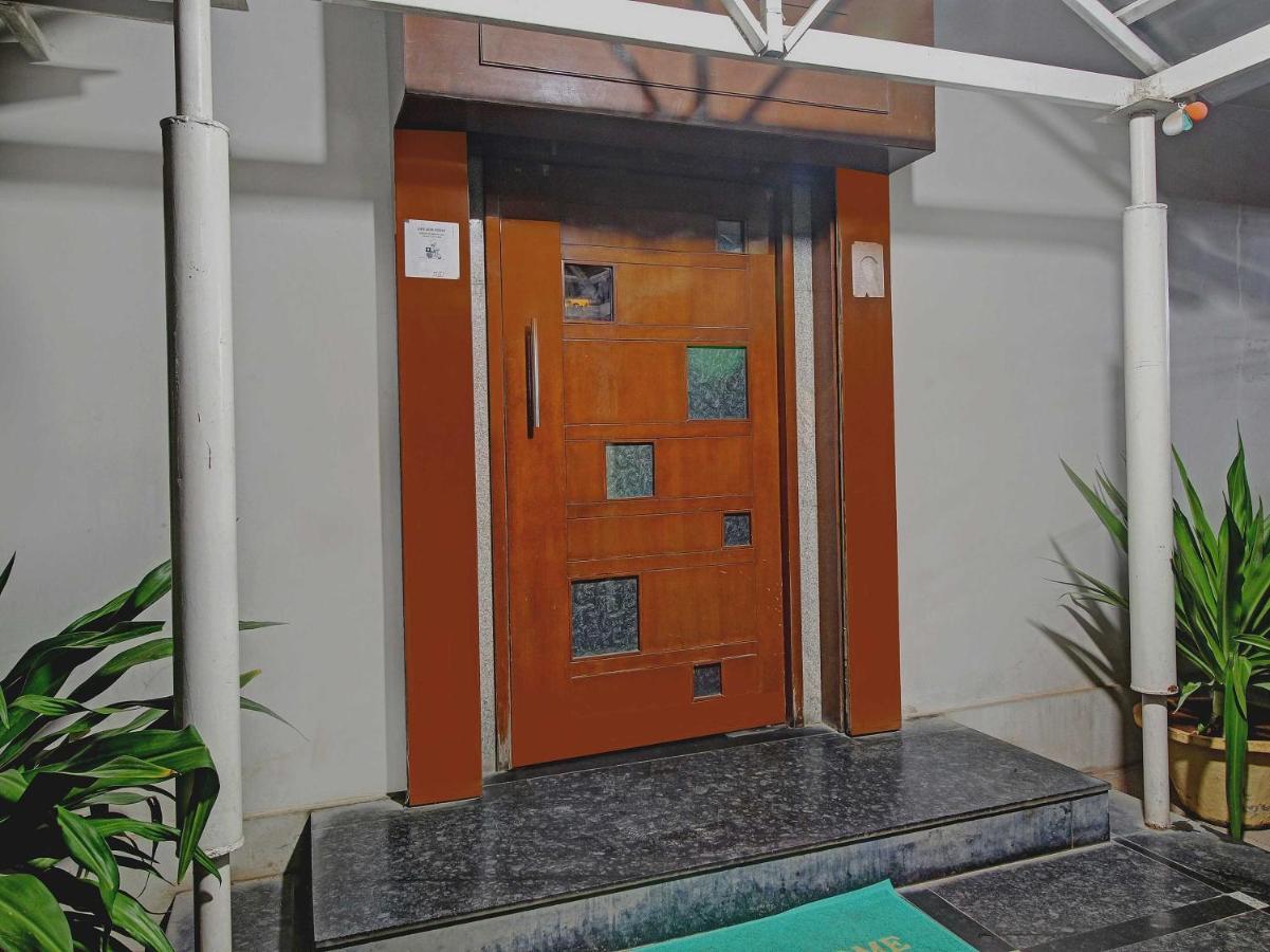 Collection O 82357 Hotel Surabhi Pride Trimulgherry Екстериор снимка