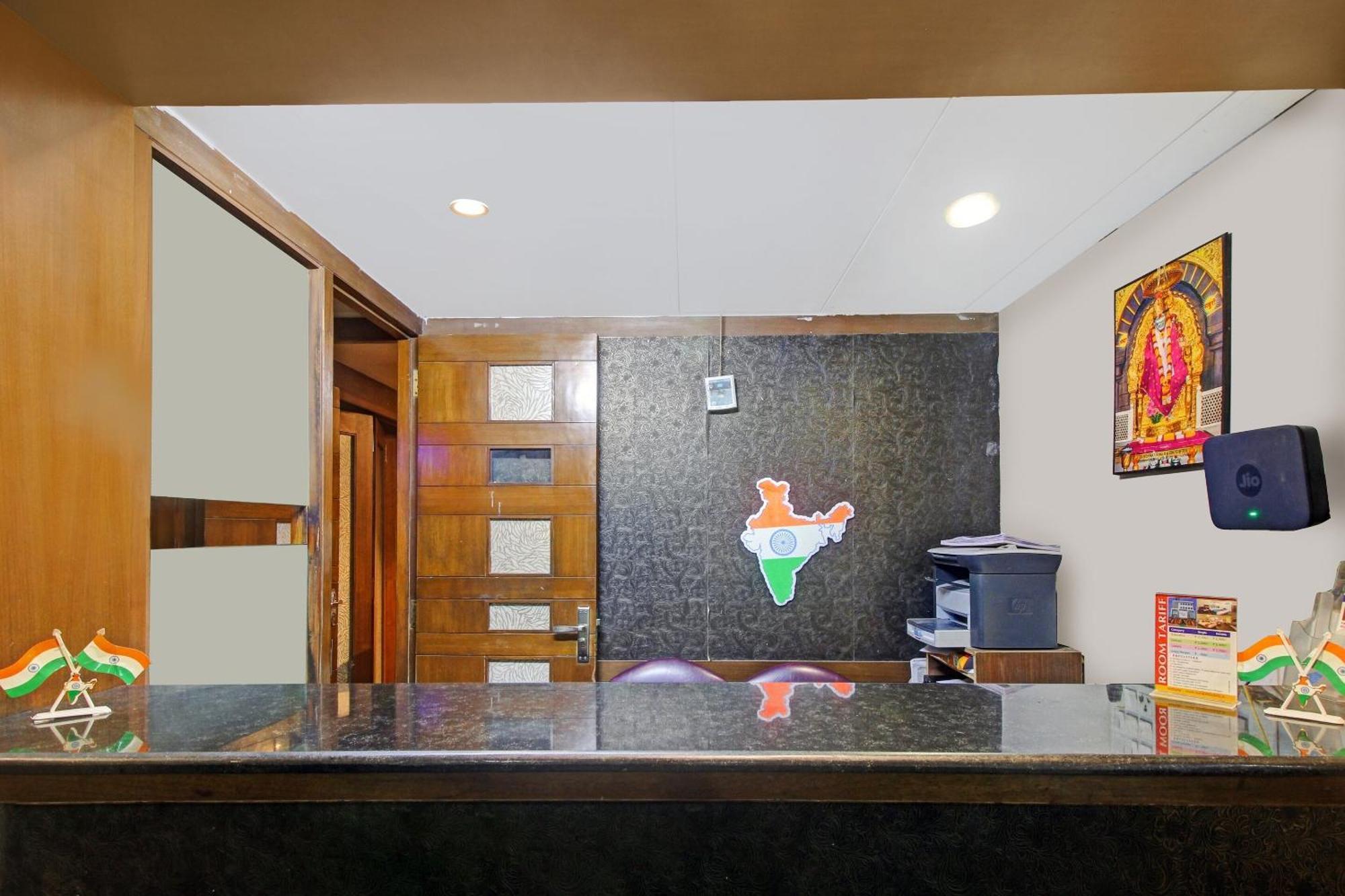 Collection O 82357 Hotel Surabhi Pride Trimulgherry Екстериор снимка